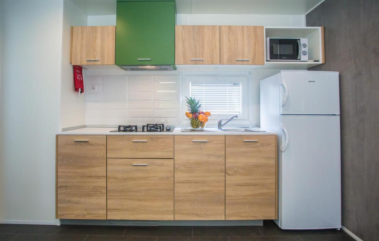 Cherry Premium Jade Mobile Homes Zelena Laguna ポレッチ エクステリア 写真