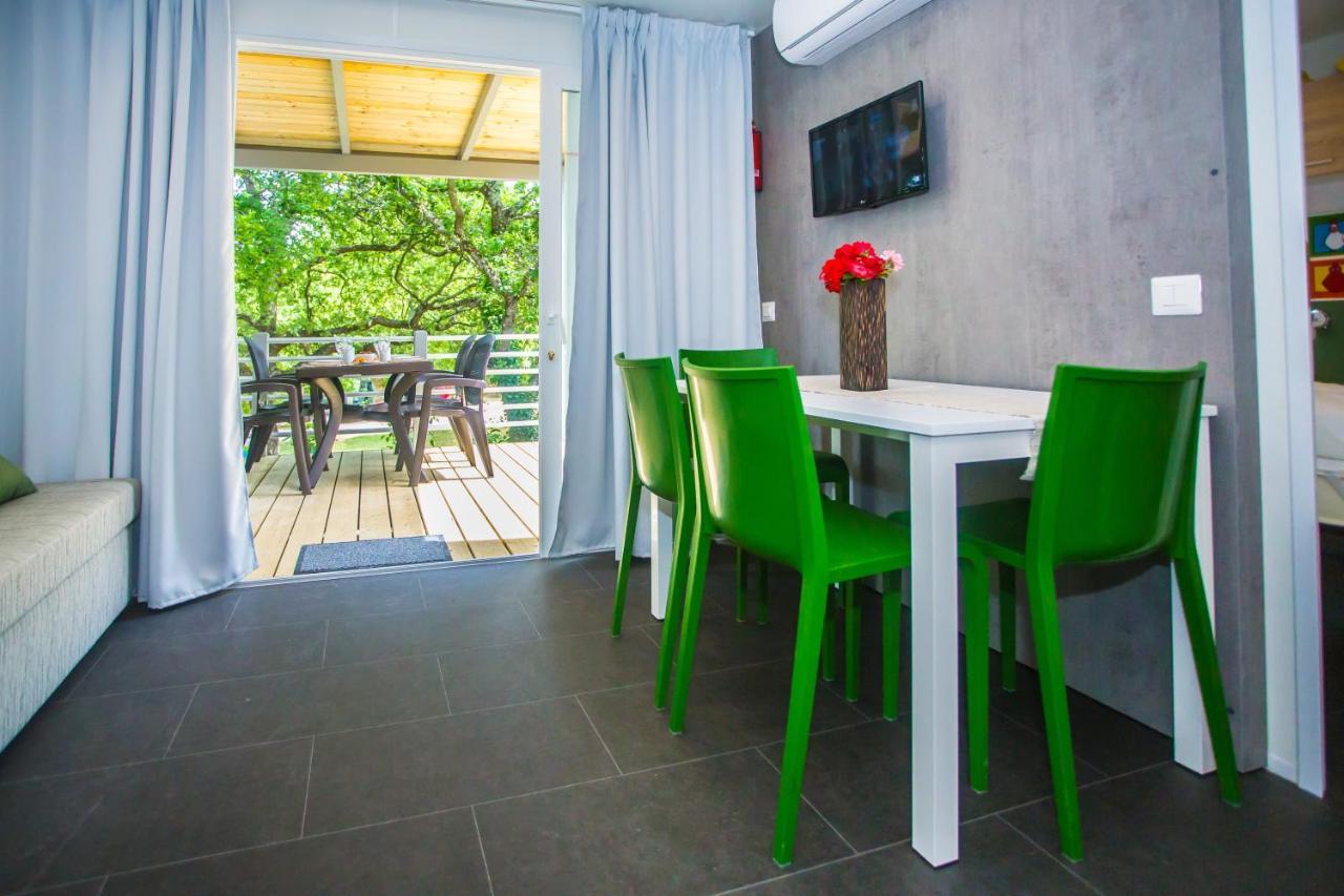 Cherry Premium Jade Mobile Homes Zelena Laguna ポレッチ エクステリア 写真